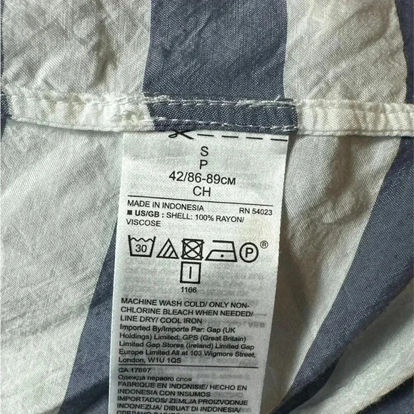 Banana Republic shirt top blouse dress shirt small beach nautical light . P-p 16 - Picture 5 of 5